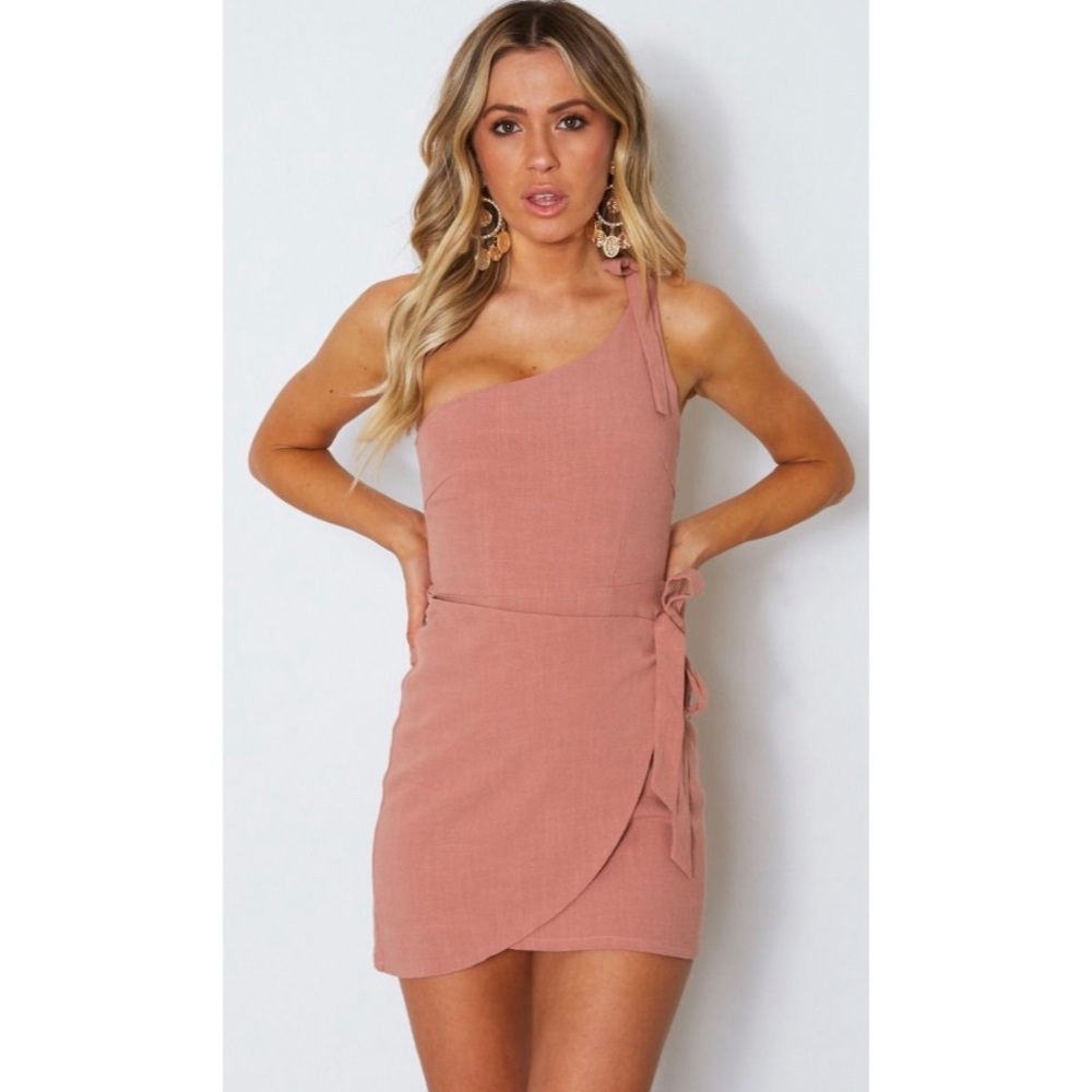 White Fox Boutique Right On Time Dress - NWT